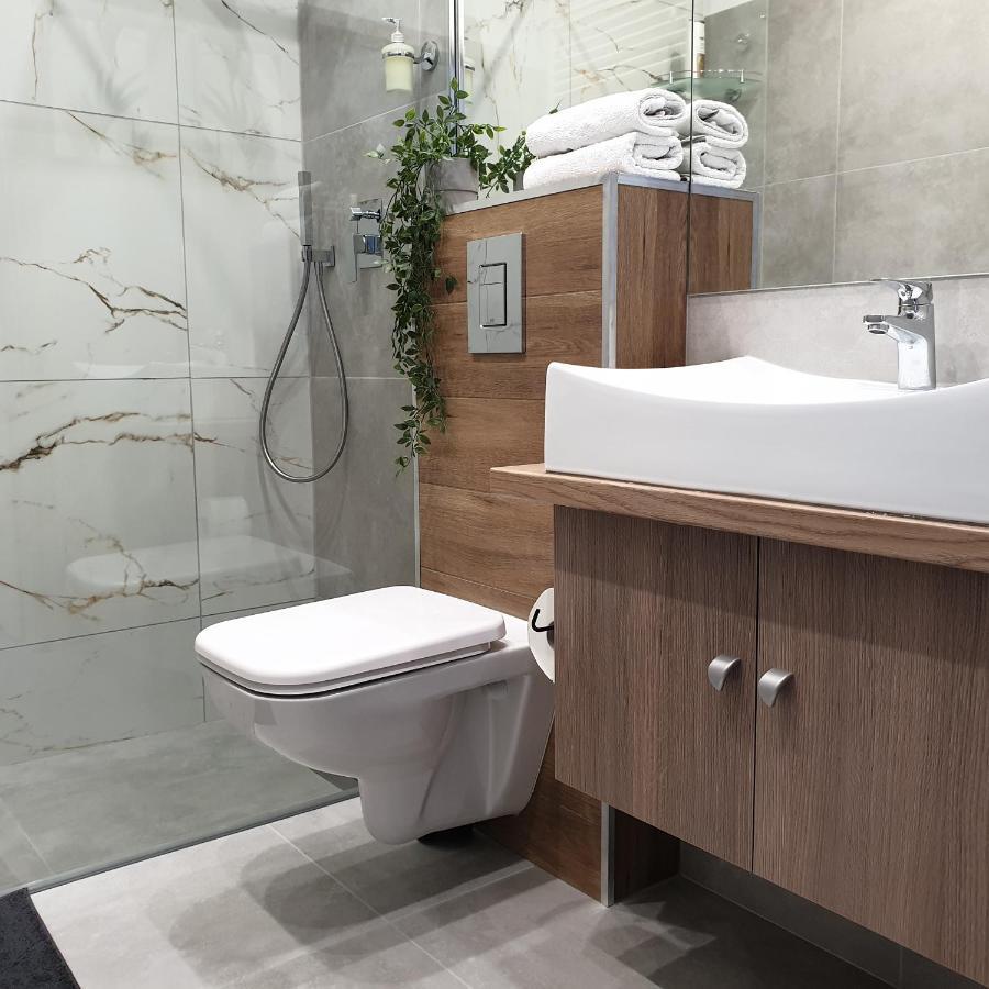 Apartament Q Apart CORAL - parking, klimatyzacja, Netflix, STUDIO Łódź Zewnętrze zdjęcie