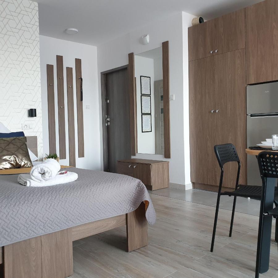 Apartament Q Apart CORAL - parking, klimatyzacja, Netflix, STUDIO Łódź Zewnętrze zdjęcie